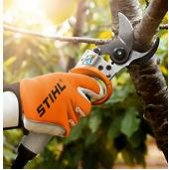 tijera de corte Stihl a bateria Nogalpark